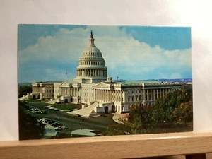 United States Capitol Building: Washington, D.C. - Vintage Postcard - Picture 1 of 3