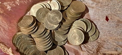 Costa Rica coin 100 colones 2000, EXTRA FINE condition KM #240,  $$$ - Image 1 of 3