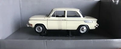 Prinz-Nsü 1000C Scala 1/18 Revell RARO Colore Bianco Nuovo Mai Esposto-Perfetto - Immagine 1 di 4