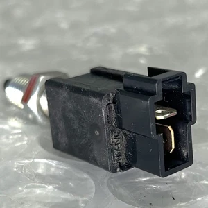 Stop Lamp Switch for Mitsubishi Delica L300 P03W 2.0 - Picture 1 of 7