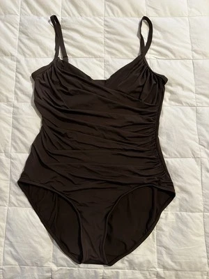 Traje de baño Jantzen Classics drapeado sobrepelliz maillot de una pieza marrón talla 14 Foto 1 de 4