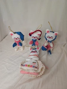  Bucilla 3 kleine Kätzchen verloren ihre Fäustlinge gefilzte Ornamente Pailletten Weihnachten  - Bild 1 von 9