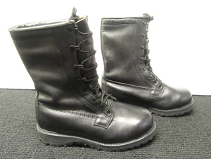 Stiefel Combat Leder Größe 8W NS2-97 isoliert nie getragen!! Siehe Bilder!! - Bild 1 von 14
