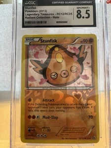 Pokemon - Stunfisk - CGC 8,5 - 2013 Legendary Treasures -Holo RC12/RC25 - no PSA - Bild 1 von 2