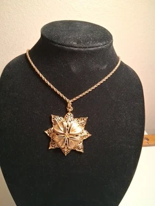Vintage Signed Monet Gold Tone Starburst Pendant Necklace 29" Runway Statement - Picture 1 of 10