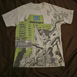 Vintage DC Shoes/DC Skateboards T-Shirt Men's M. Cityscape- Rob Dyrdek - EUC - Picture 1 of 2
