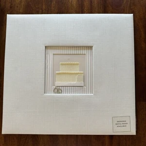 Hallmark Designed Pages Wedding Photo Album 12x12 EASY and SIMPLE! - Picture 1 of 15