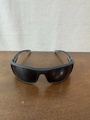 FOSTER GRANT SUNGLASSES - Image 1 of 4