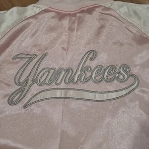 PINK Yankees Bomber Jacket Satin Size M 10/12 MLB New York Yankees - Imagen 1 de 10