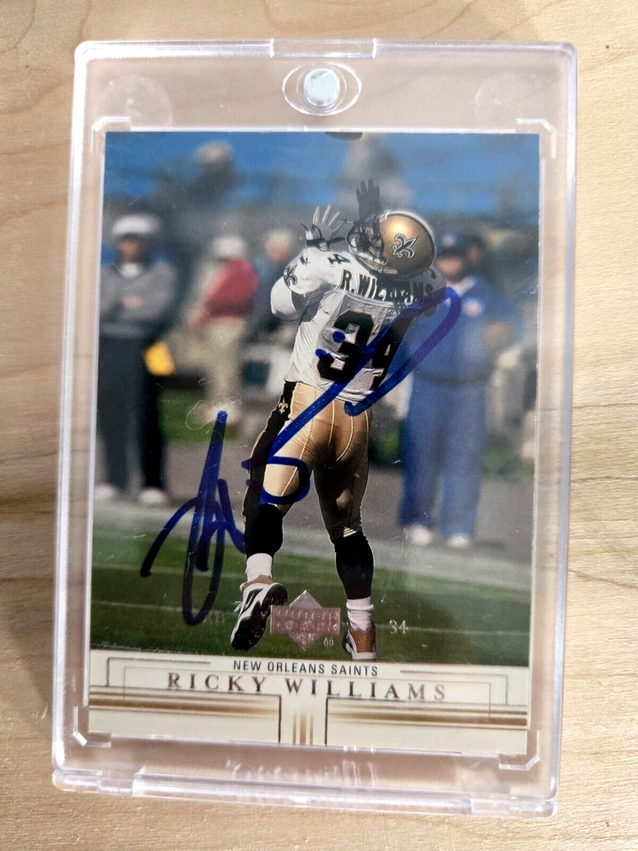 Ricky Williams Autographed upper deck #99 2001. Large Signature! - Image 1 of 4