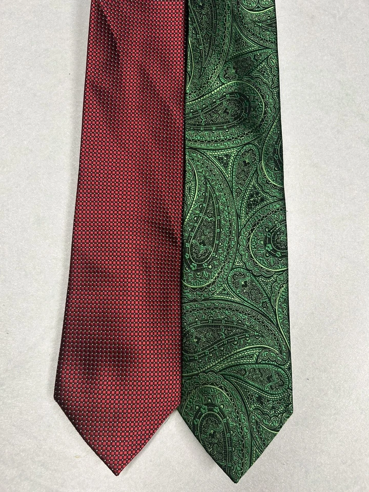 Набор рождественских красных и зеленых галстуков с узором пейсли Stafford Silk - Изображение 1 из 4