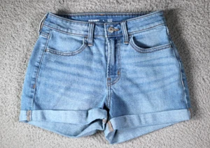 Old Navy Women’s High Rise Wow  Denim Blue Jean Shorts Cuffed Hem Size 0 - Picture 1 of 8