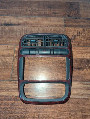 RARE OEM 2001 2002 Saturn L200 Wood Grain Center Dash Radio Climate Trim Bezel - Image 1 of 2