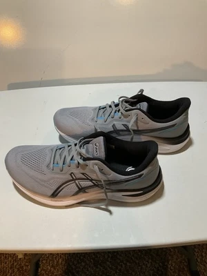 Zapatillas de running ASICS GT 1000 13 Pure Gel 12,5 anchas muy poco uso Foto 1 de 4