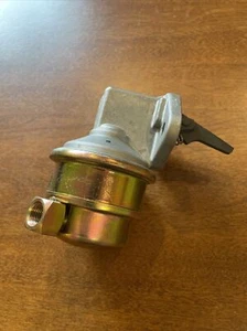 Bomba de combustible mecánica Carter M6862 para camioneta Chevy LUV 1972-1974 - Imagen 1 de 7