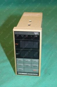 Omega, CN4502TR-D2-A, Regolatore di temperatura serie CN4500 - Foto 1 di 4