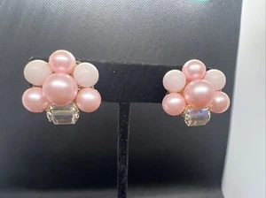 Vintage Earrings Clip On Pink Beaded Cluster Button Japan 1 Inch - Picture 1 of 6