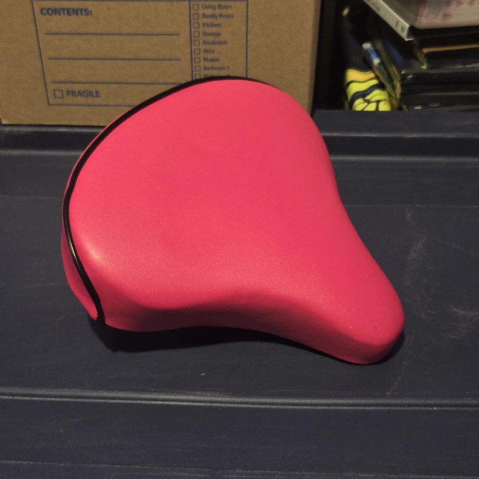 Sillín de bicicleta rosa fresco cómodo vintage asiento de playa crucero Foto 1 de 4