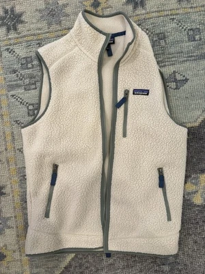 Patagonia Men’s Vest - Medium. Cream - Image 1 of 2