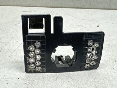 Soporte de montaje de sensor de aparcamiento para parachoques trasero derecho T50827 2012-2018 Audi A4 A5 A6 A7 A8 Foto 1 de 4