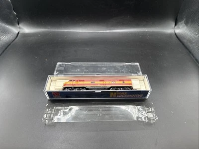 N Scale Life-Like 7030 Florida East Coast E7A Diesel Locomotive 1017 read F.67 - Image 1 of 4