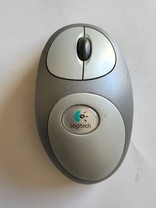 Logitech Ratón Inalámbrico p/n 851480-1000, Falta el Receptor USB - Imagen 1 de 3