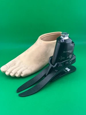 Blatchford echelon vac hydraulic ankle prosthetic foot, Left, Size 24, cat 4 - Image 1 of 4