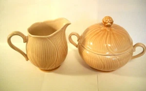 1980s Mikasa Spring Amaryllis Cream & Sugar Bowl w/Lid Set Pink/Peach - Picture 1 of 4