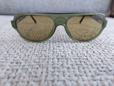 Gafas de sol Giorgio Armani modelo 2534 color (292/4C) verde trans gris 54-14 Foto 1 de 4