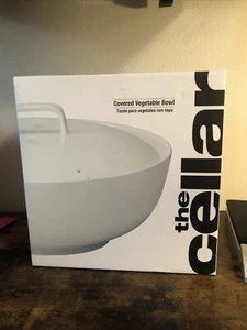 The Cellar (Macy’s)Covered vegetable bowl serving 9.5x5 Porcelain - Picture 1 of 8