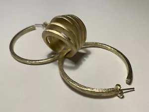 Gold Statement / Cocktail Ring size 7 with matching earrings - Picture 1 of 14