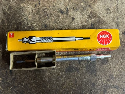NGK 92738 CZ552 Glow Plug Fits Land Rover Discovery Sport MK1 14-25 - Image 1 of 3