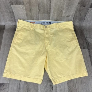 Dockers Ultimate Supreme Flex Stretch Herren Shorts Gr. 38 - hellgelb - Bild 1 von 10