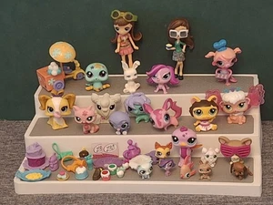 LPS Joblot Littlest Pet Shop Bundle Some Rares Accessories & Blythe Dolls - Picture 1 of 11