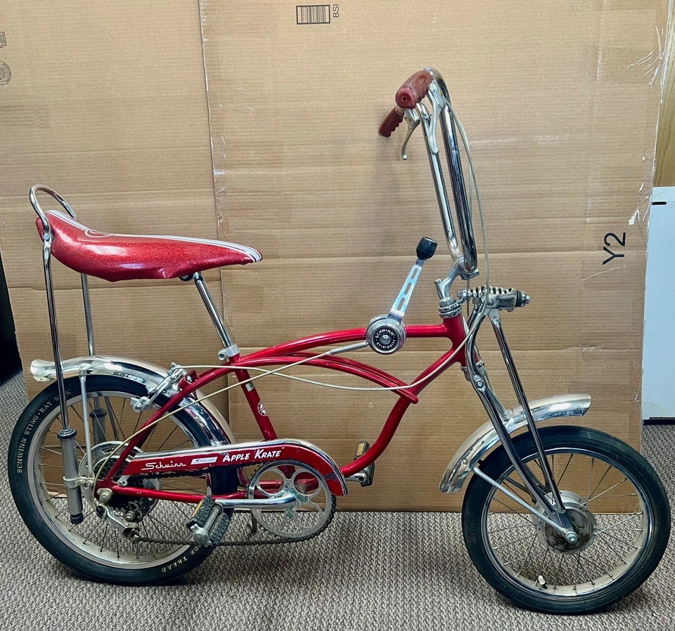 August 1971 Schwinn Apple Krate All Original Vintage Bicycle Very Good Condition - Image 1 of 1