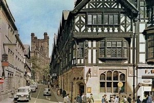 (aq77) Chester St Werburgh Street showing Martins Bank - Cheshire Postcard - Picture 1 of 2