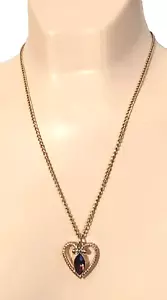 COLGANTE CORAZÓN AVON 20" - TONO DORADO - PIEDRA ÁMBAR - COMO NUEVO - Imagen 1 de 3