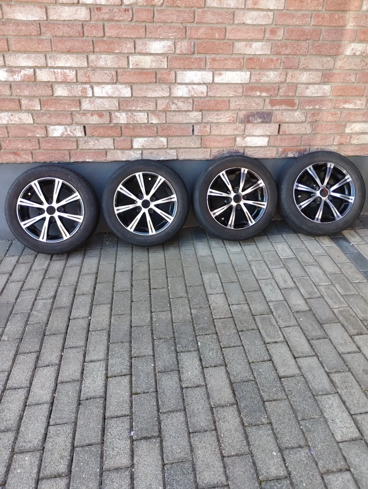 Vier 4-Loch-Alufelgen der Marke Borbet für VW Lupo (6 J 14 H2) mit Reifen - Bild 1 von 1