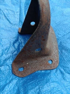 80s Ford F-250 Truck Cab Mount Bracket For Frame - Bild 1 von 10