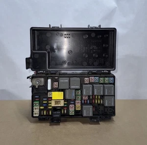 2007 DODGE NITRO TIPM FUSEBOX FUSE BOX CONTROL MODULE BCM 56049721AL - Bild 1 von 5