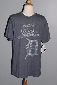 NEW Detroit TIGERS Baseball Club T-Shirt Mens Sizes MEDIUM or LARGE Short Sleeve - Picture 1 of 2