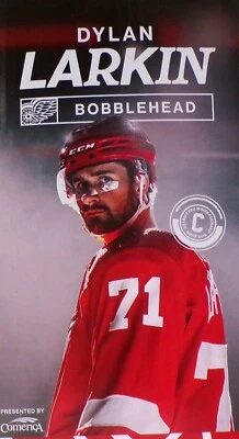 DETROIT RED WINGS #71 DYLAN LARKIN BOBBLEHEAD PRESENTED BY COMERICA! THE CAPTAIN - Image 1 of 4