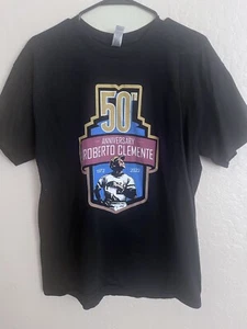 Roberto Clemente 50th Anniversary Pittsburgh Pirates Black Card T-Shirt Large - Picture 1 of 3
