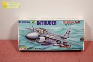 Grumman A-6E Intruder Model 1/72 Scale (Package Wear) - Picture 1 of 8