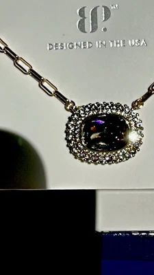 Collar Bomb Party June NK30063 Let’s Make Magic LC Placa de Oro Alejandrita Foto 1 de 4