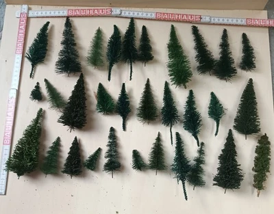 Konvolut Modellbau H0 120 Nadelbäume - Bild 1 von 4