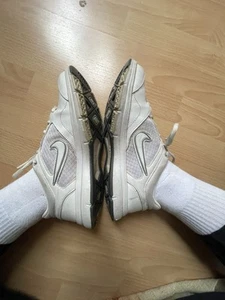 Alte ausgelatschte Sportschuhe (viel getragen) 👟 - Bild 1 von 8