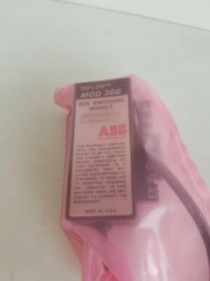 Módulo de conmutación de bus Taylor ABB 6203FP10800A-C B Mod 300 24/48 VDC*NUEVO* Foto 1 de 3
