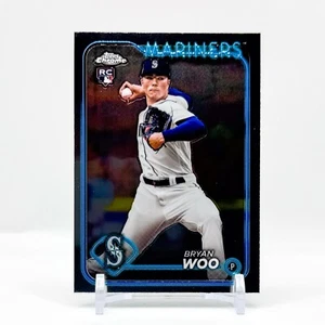 2024 Topps Chrome Bryan Woo Rookie #172 - RC - Mariners - Picture 1 of 2