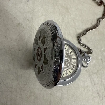 Reloj Bolsillo Molnija Usuario Hoz Soviética 1945-1995 Con Cadena Foto 1 de 4